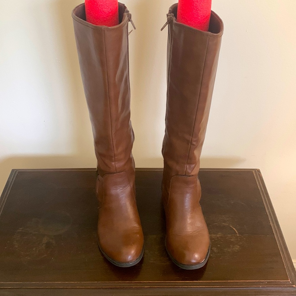 Ladies Brown boots 6 1/2